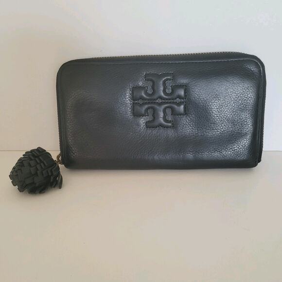 Tory Burch Thea Black Cowhide Leather Zip Around Large Wallet Long Clutch Tassel - Picture 1 of 10